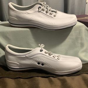 Keds White 8.5